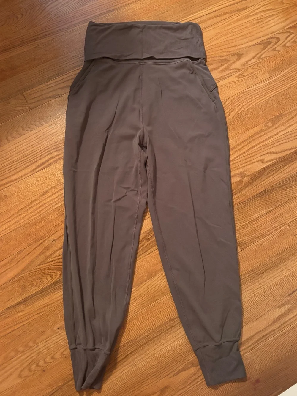 Lululemon joggers